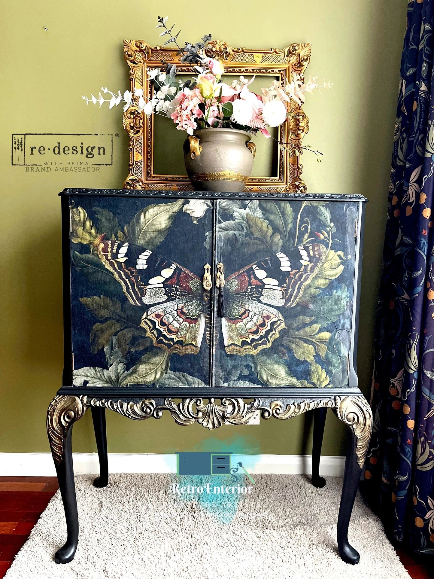 Black and Gold Vintage whimsical Butterfly botanical cocktail/drinks cabinet