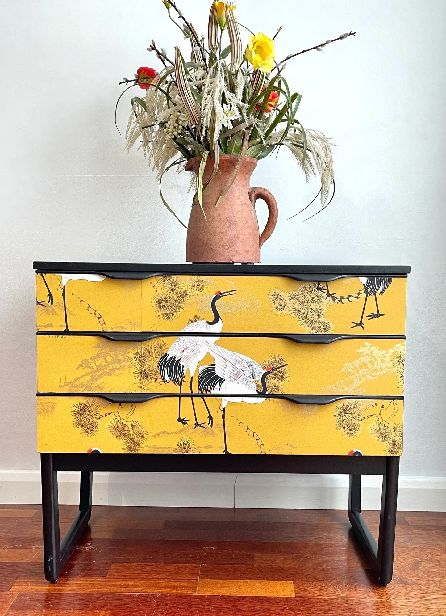 Chinese bird yellow Chest of drawers