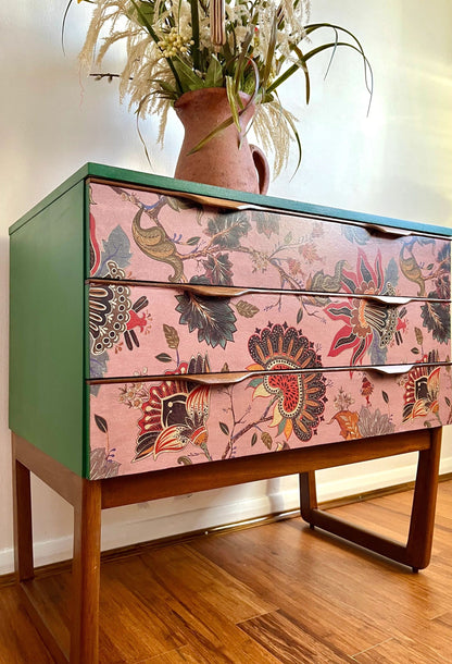Chinese Design Floral Decor Europa Dresser
