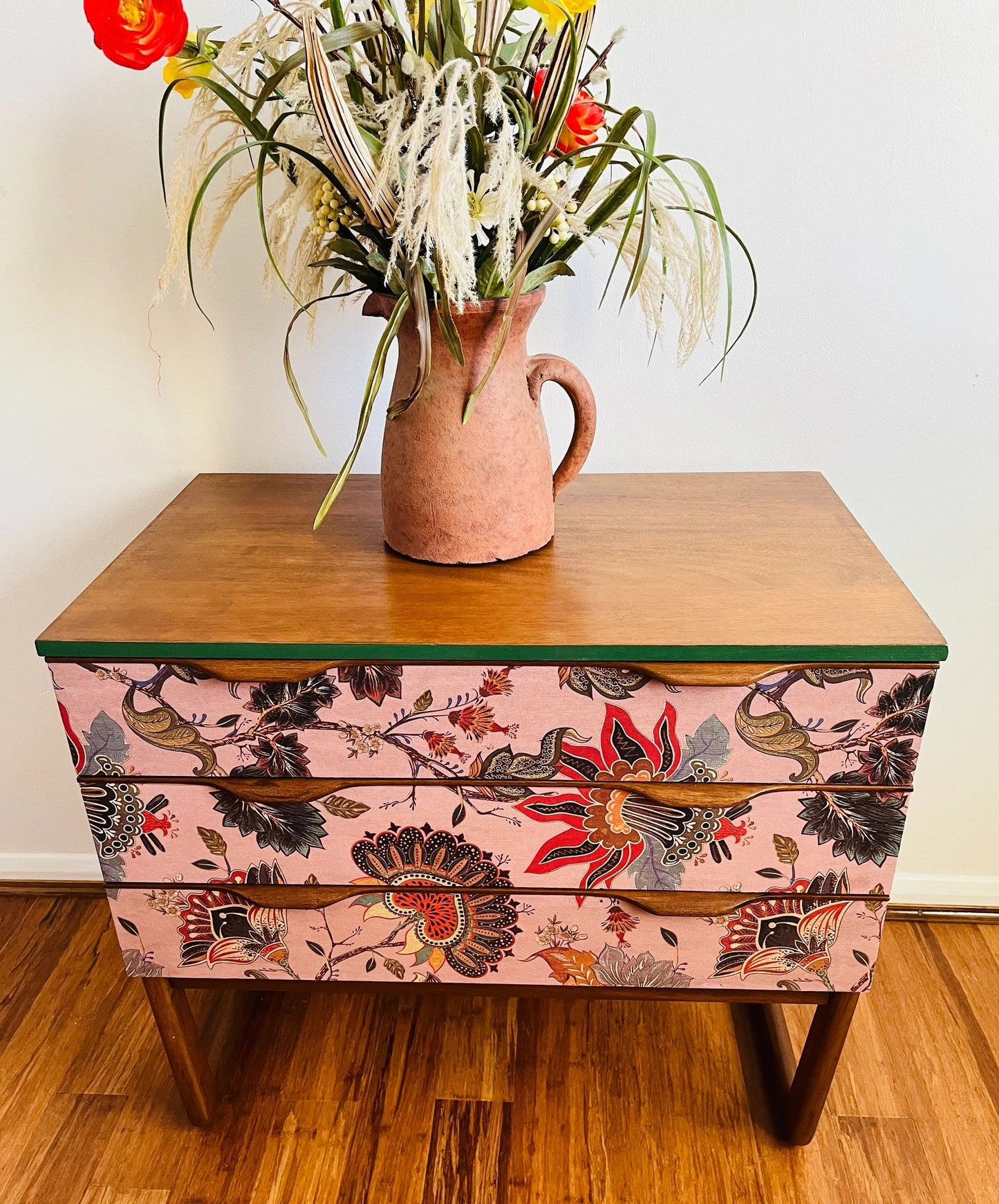 Chinese Design Floral Decor Europa Dresser
